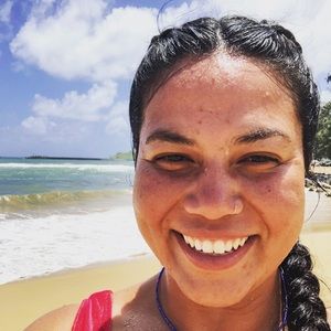 Meet your Posher, Estasia